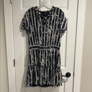 DREW Made in USA Floral Tie Neck Dress in Navy Blue Size Large